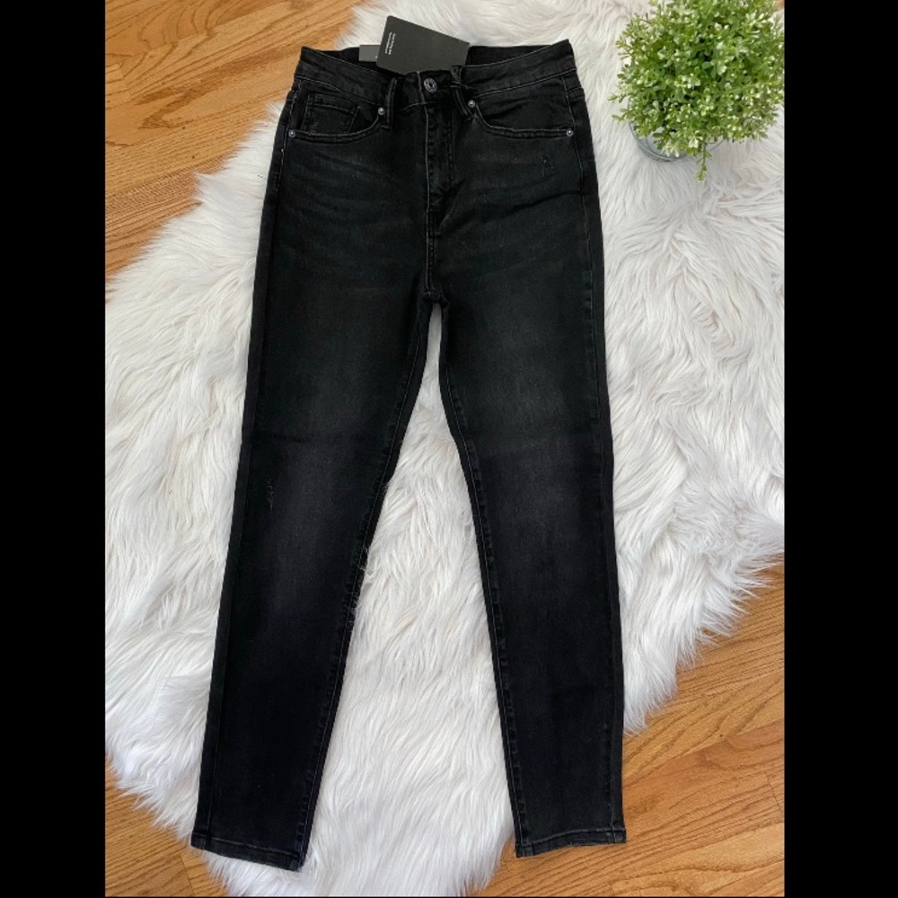 High rise ankle skinny